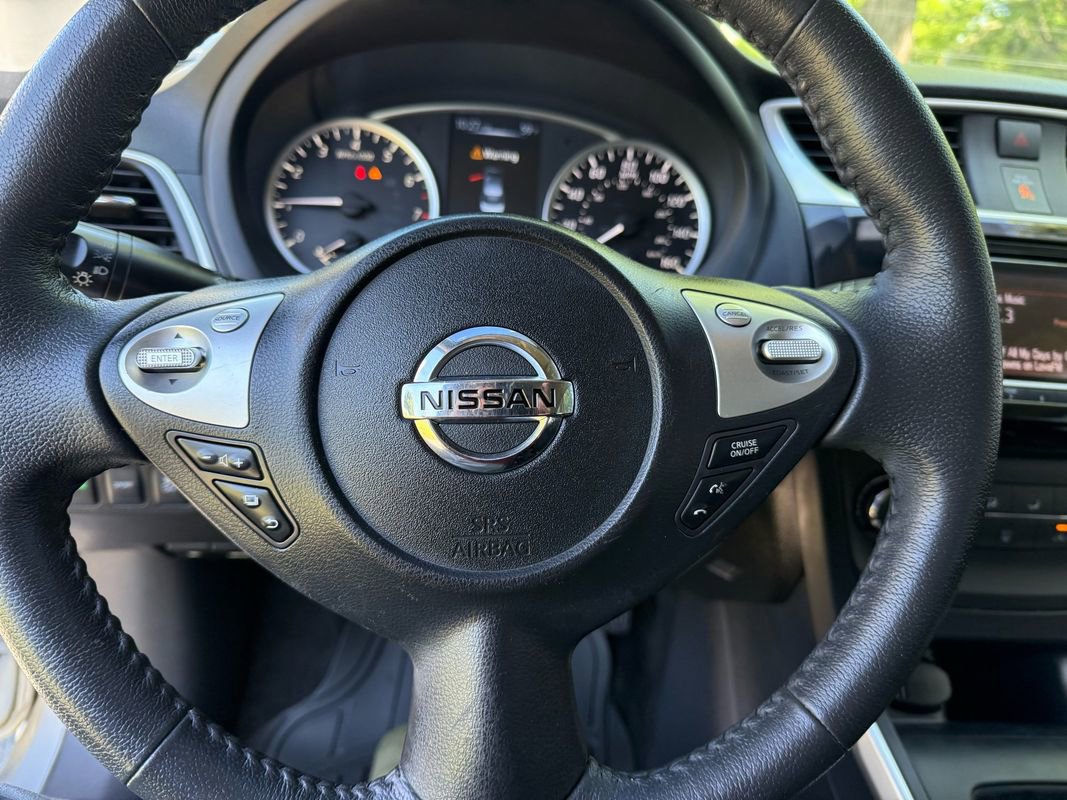 Used 2016 Nissan Sentra SV FWD image 16