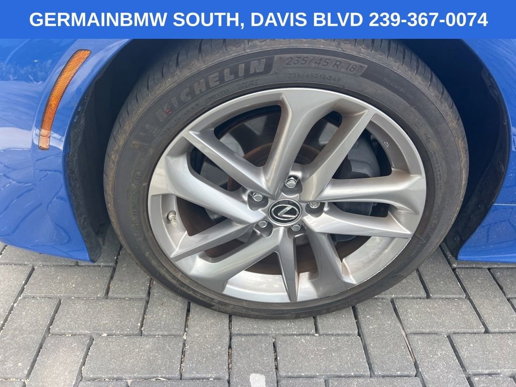 Used 2022 Lexus RC 300 w/ Accessory Package 2 RWD image 9
