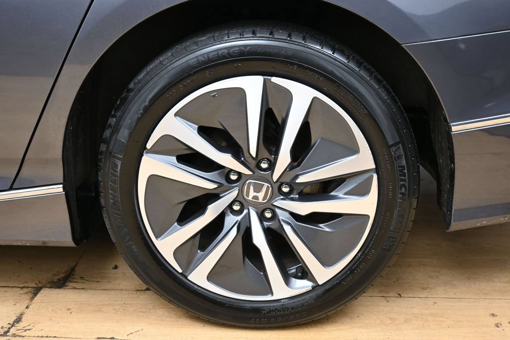 Used 2018 Honda Accord EX image 13