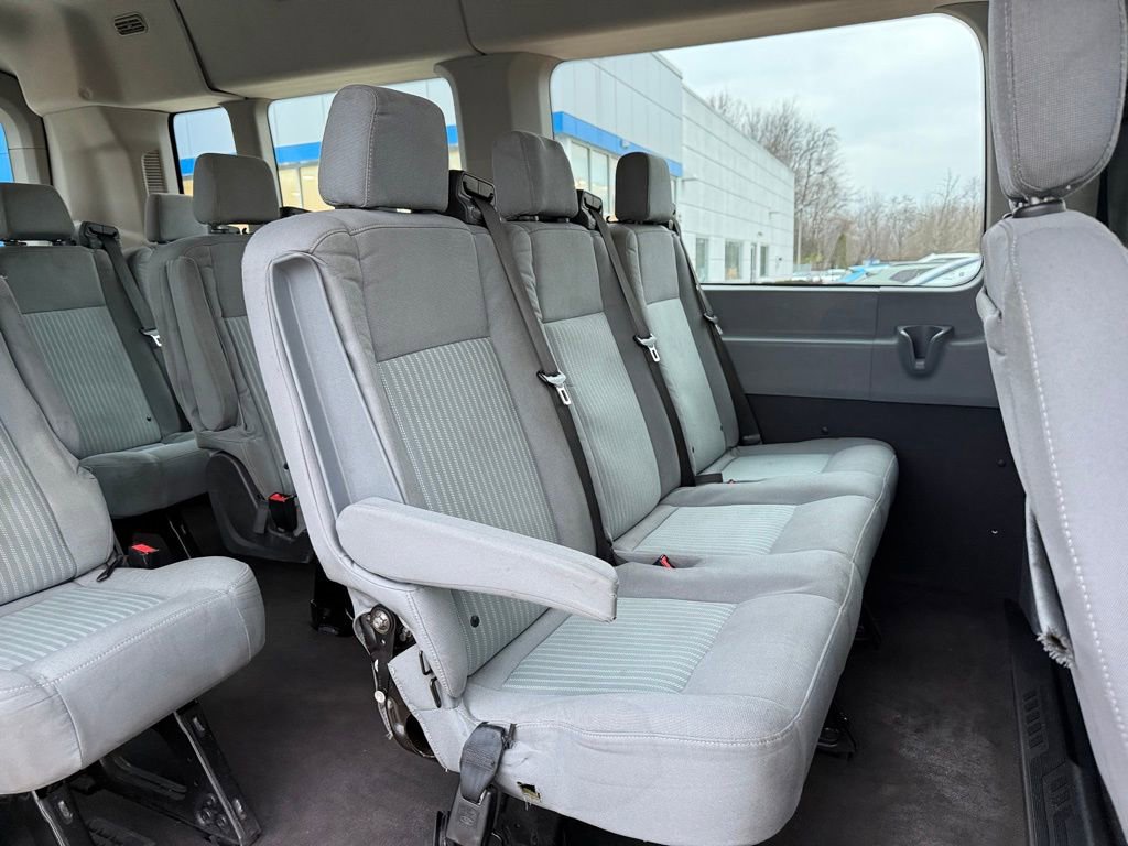 Used 2018 Ford Transit 350 XLT image 17