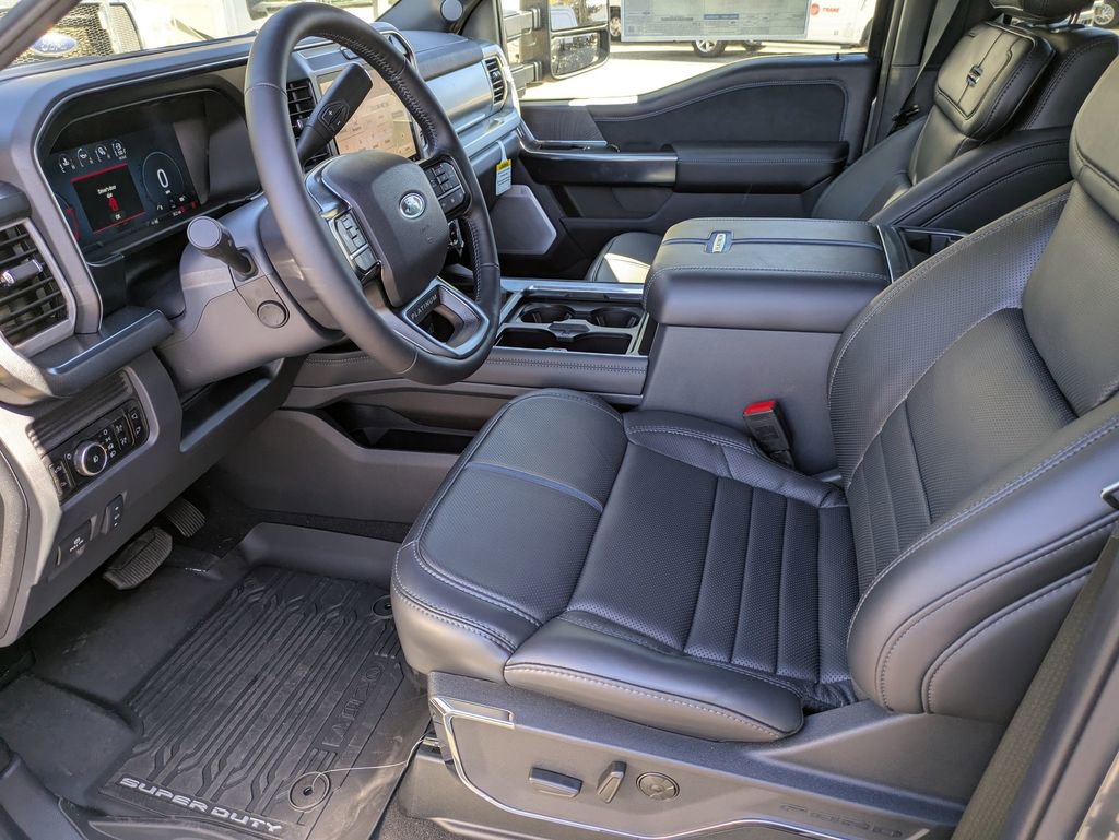 New 2025 Ford F250 Platinum image 17