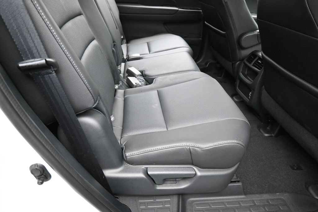 Used 2023 Honda Passport EX-L image 41