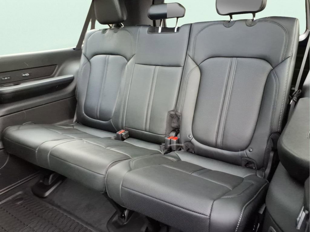 New 2026 Jeep Grand Wagoneer L Limited image 11