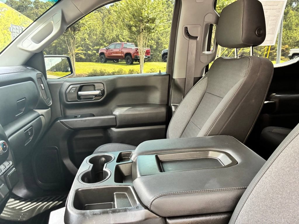 Used 2022 Chevrolet Silverado 1500 Custom w/ Safety Confidence Package RWD image 15