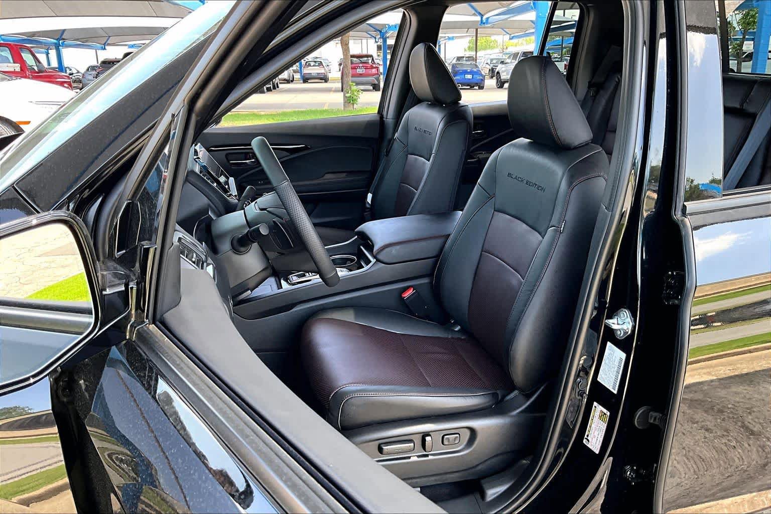 Certified 2026 Honda Ridgeline Black Edition image 8