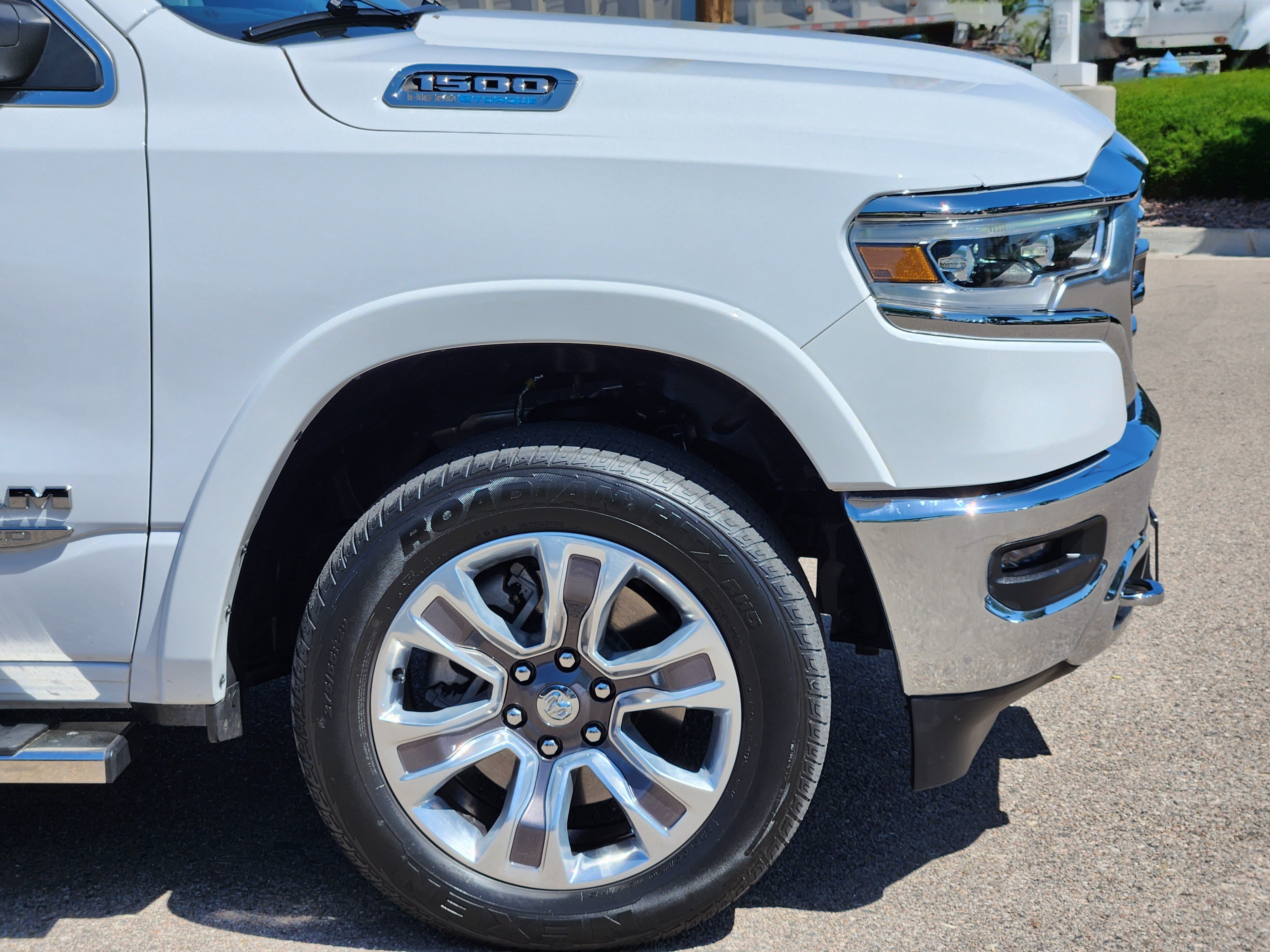 Used 2024 RAM 1500 Limited w/ Trailer Tow Group AWD/4WD image 7