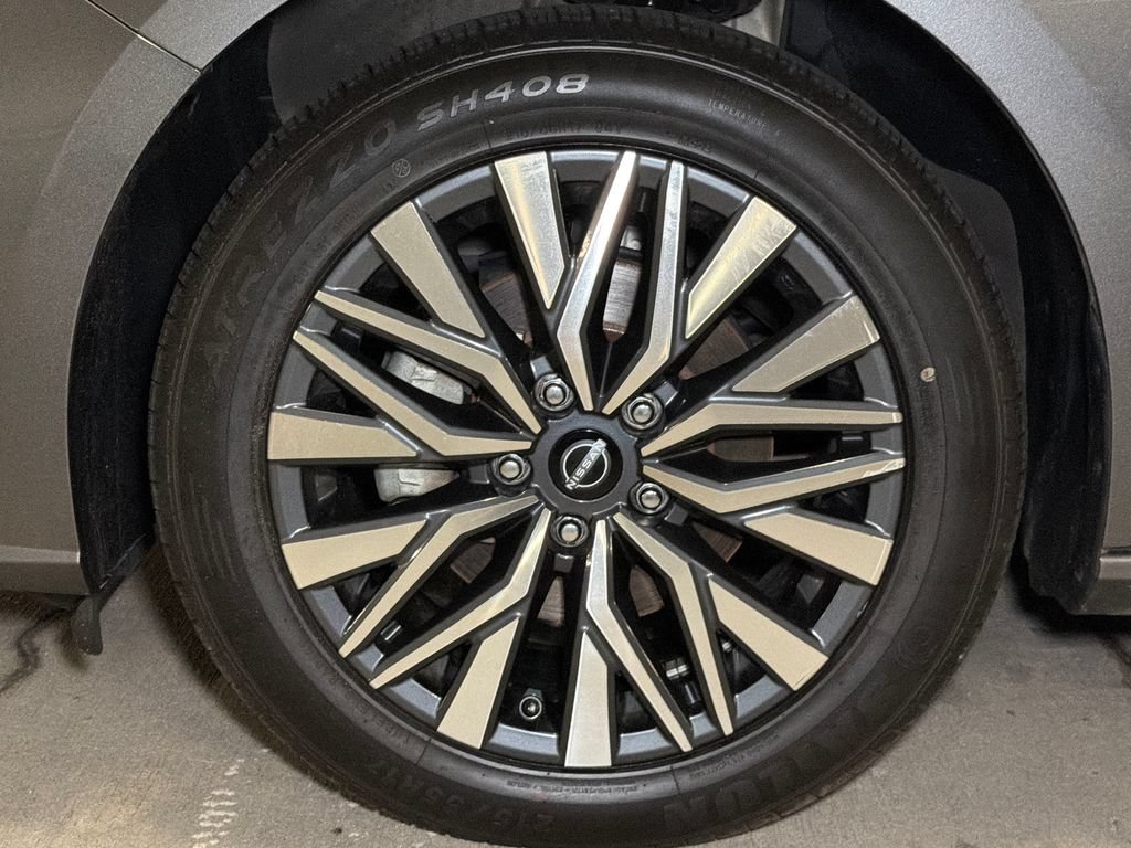 Used 2024 Nissan Altima 2.5 SV AWD/4WD image 9