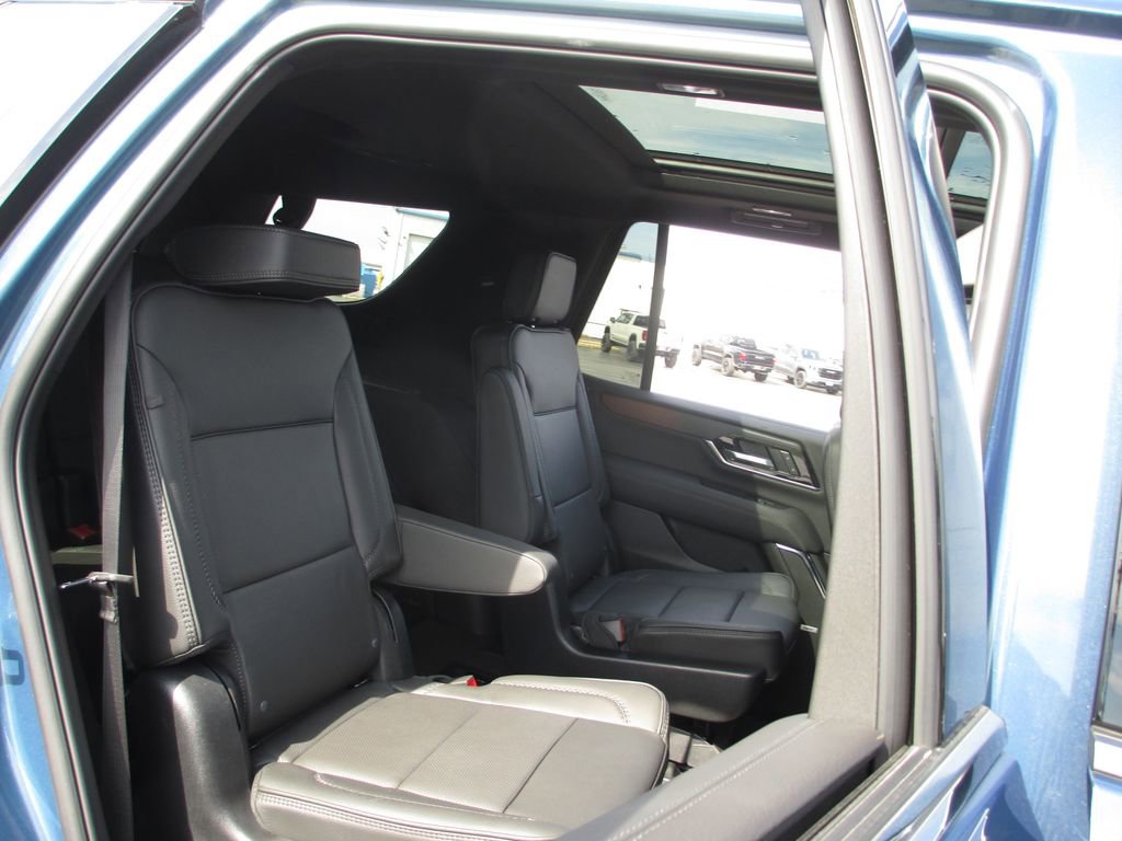 Used 2026 GMC Yukon Denali w/ Sun & Power Step Package image 27