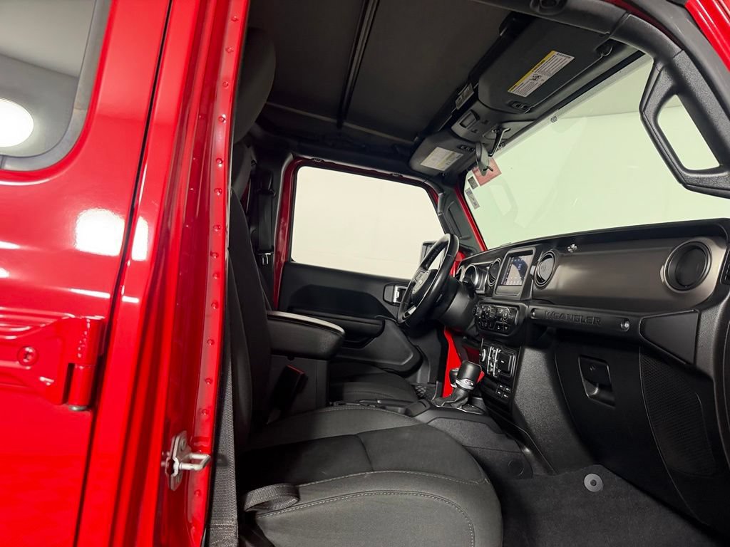 Used 2021 Jeep Wrangler Unlimited Sport AWD/4WD image 32