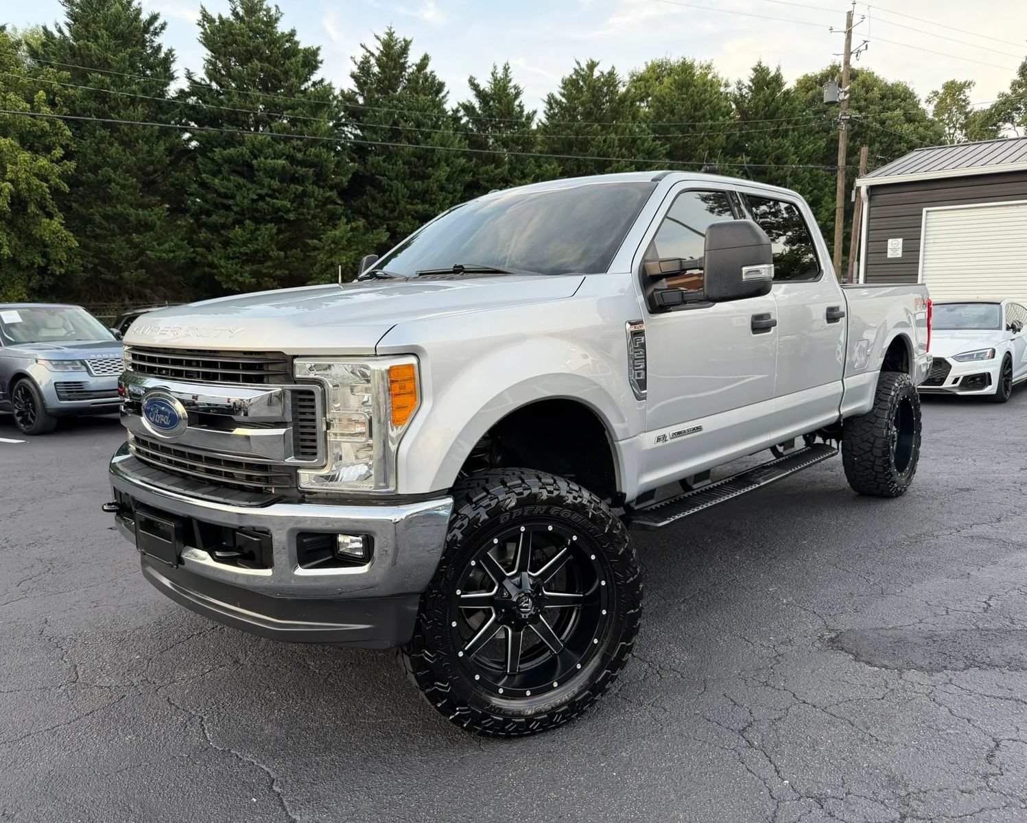 Used 2017 Ford F250 XLT w/ XLT Value Package AWD/4WD image 1
