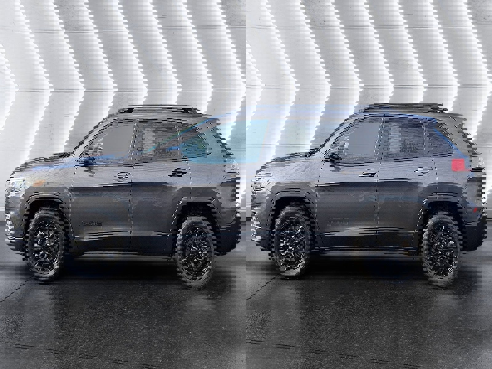 Used 2023 Jeep Cherokee Altitude Lux image 3