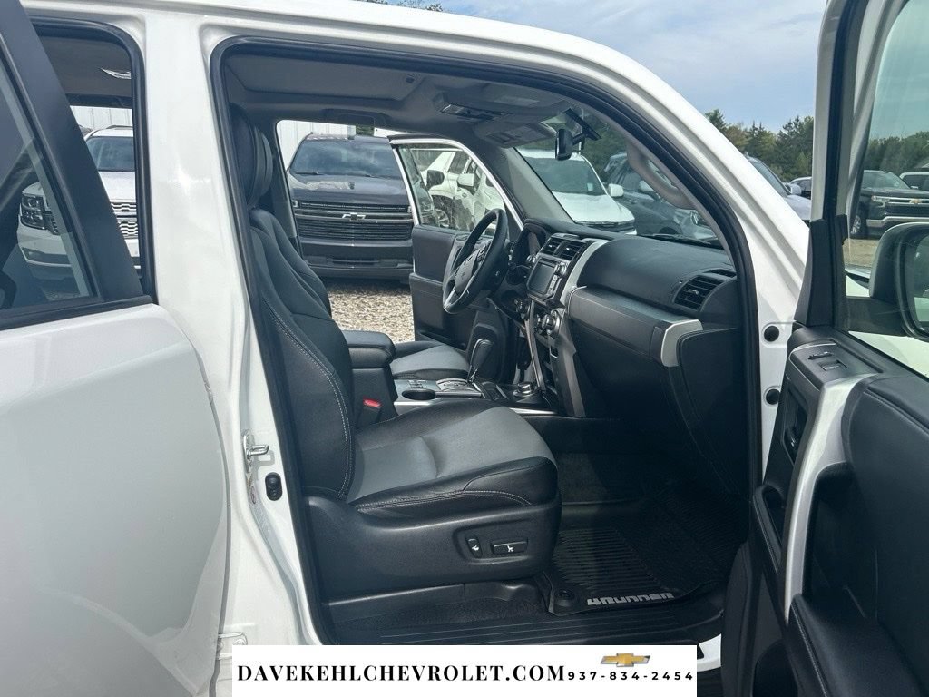 Used 2018 Toyota 4Runner SR5 Premium AWD/4WD image 20