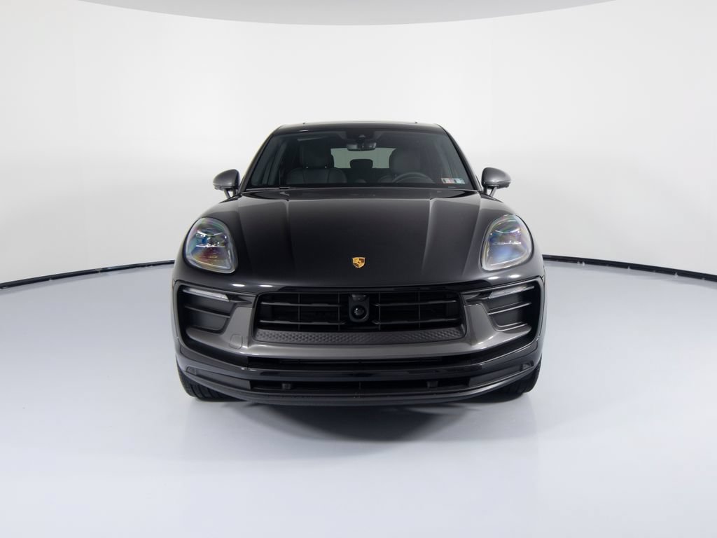 New 2026 Porsche Macan Turbo AWD/4WD image 13