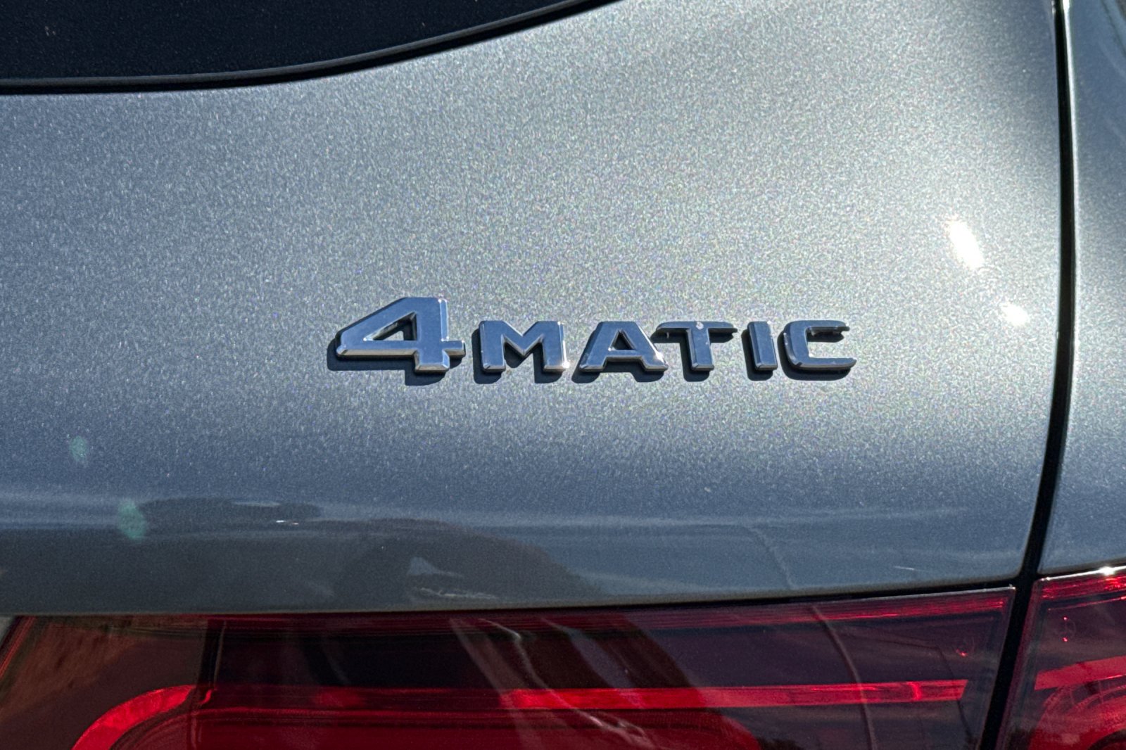 Used 2021 Mercedes-Benz GLC 300 4MATIC w/ AMG Line image 12