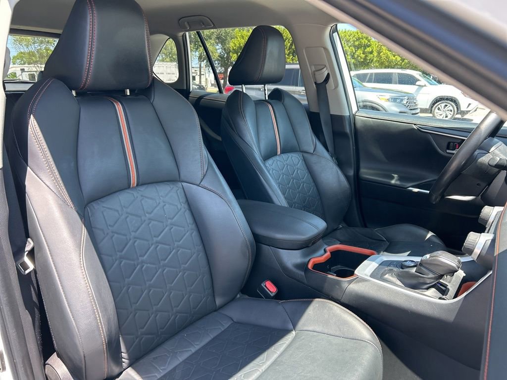 Used 2022 Toyota RAV4 Adventure AWD/4WD image 38