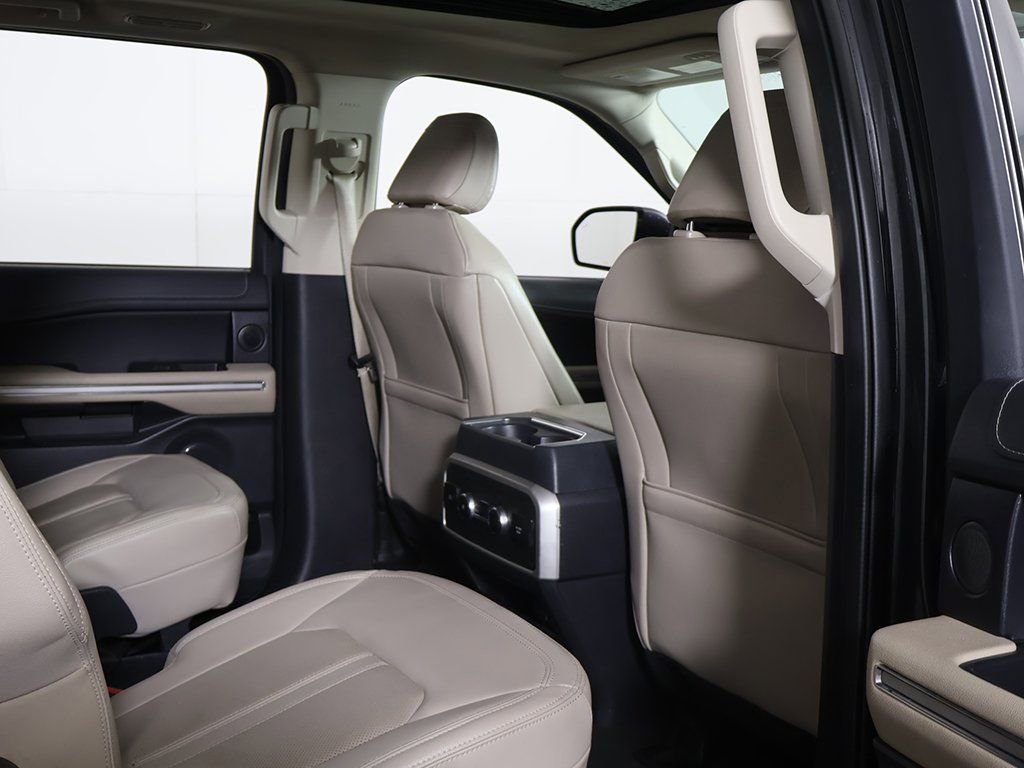 Used 2024 Ford Expedition Max Limited AWD/4WD image 34