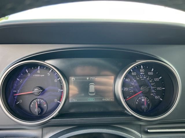 Certified 2024 Kia Carnival LX image 12