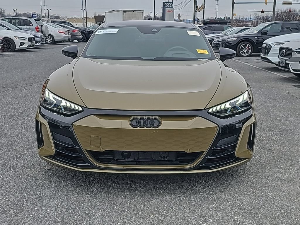 Used 2023 Audi e-tron GT Prestige image 16