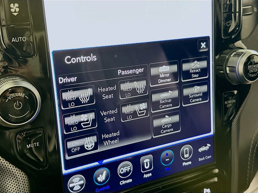 Used 2019 RAM 3500 Limited image 17