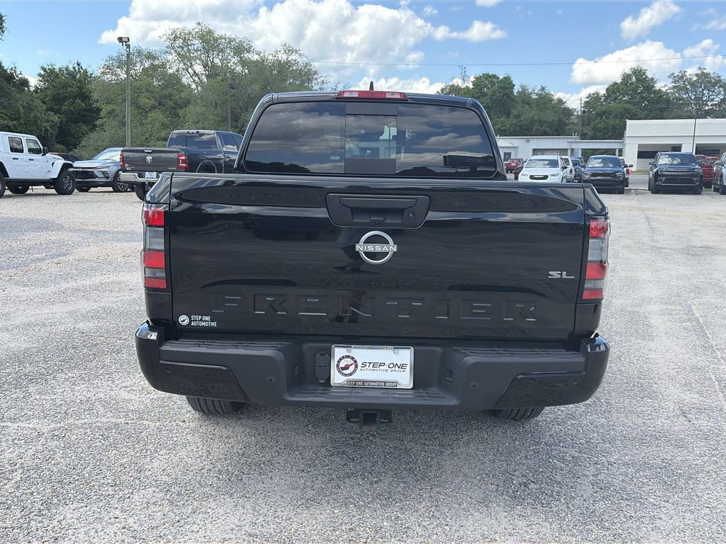 Used 2024 Nissan Frontier SL w/ Technology Package RWD image 6