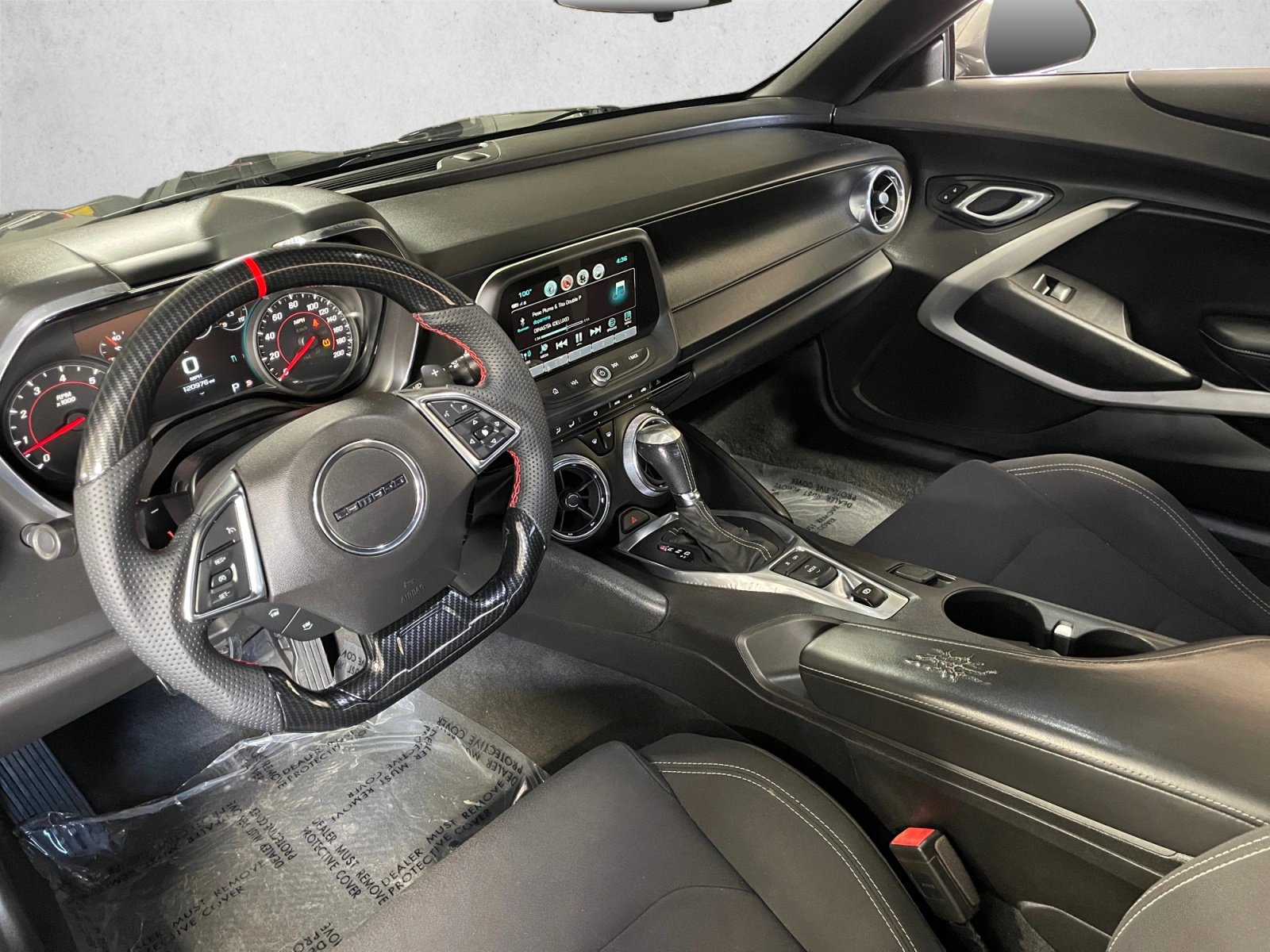 Used 2018 Chevrolet Camaro SS RWD image 10