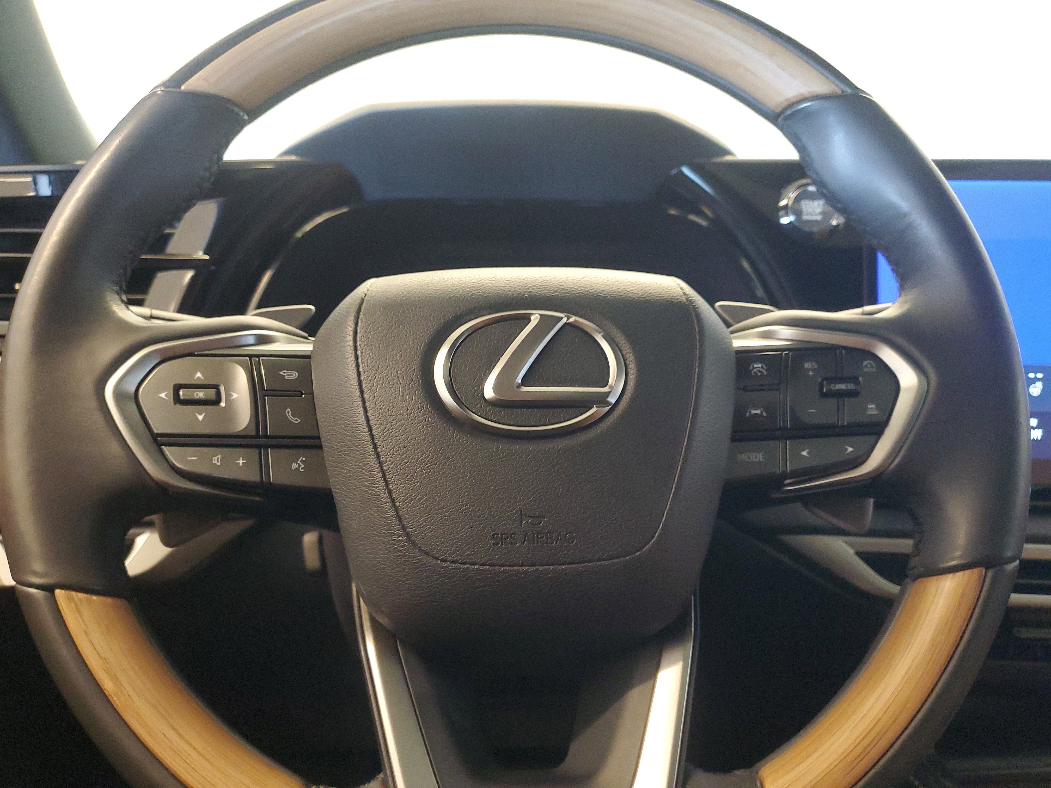 Used 2024 Lexus RX 350 Premium w/ Accessory Package (Z1) FWD image 26