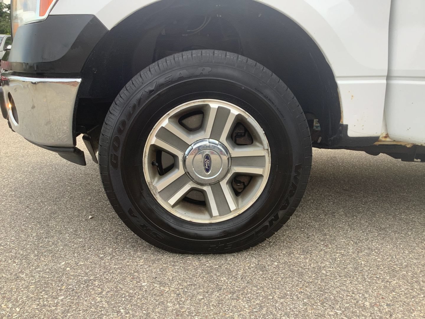 Used 2014 Ford F150 XL w/ Equipment Group 101A Mid AWD/4WD image 32