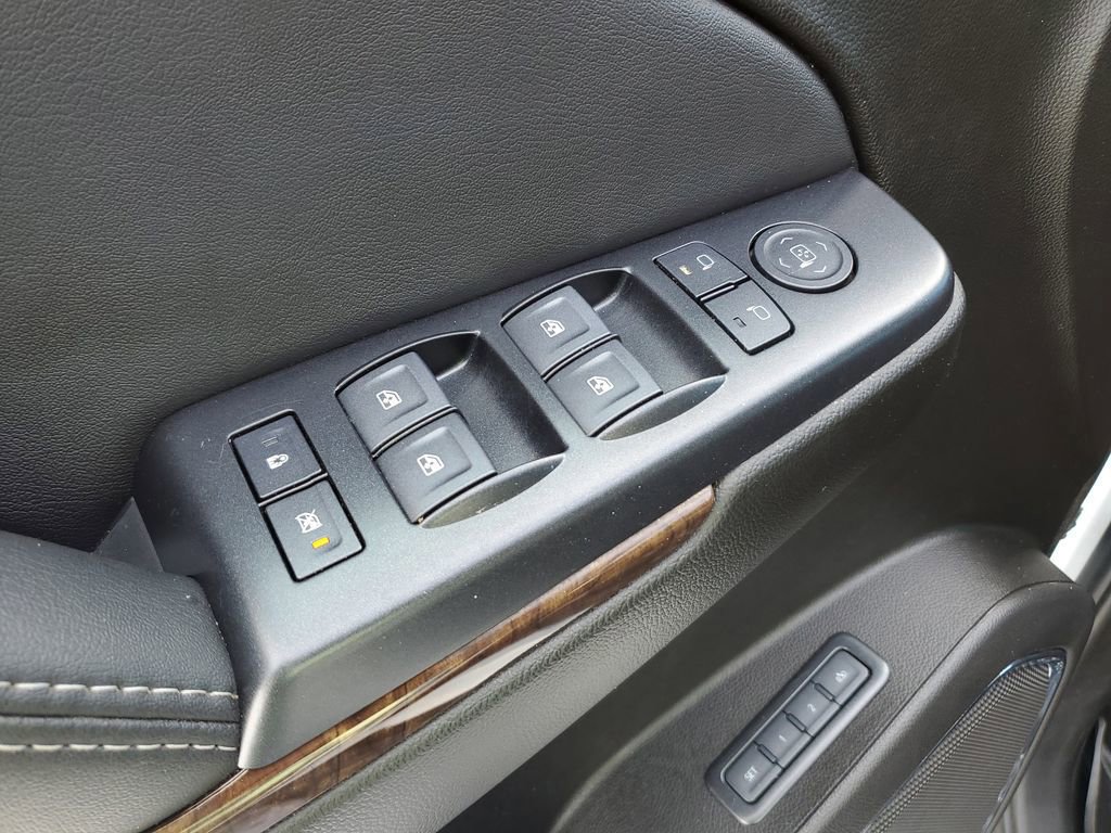 Used 2019 Chevrolet Tahoe LT AWD/4WD image 13