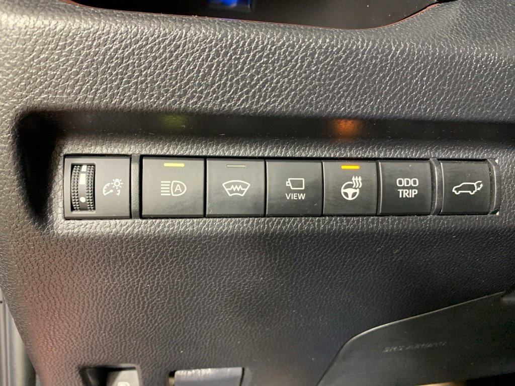 Used 2023 Toyota RAV4 Limited image 20