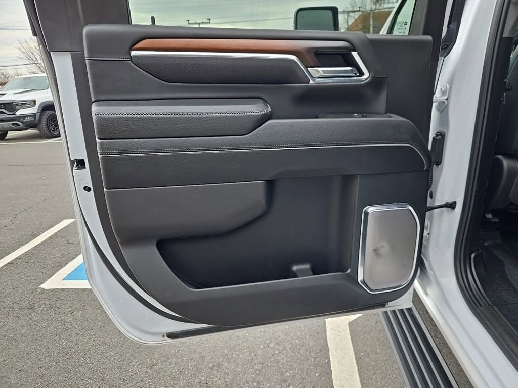 Used 2024 GMC Sierra 2500 Denali w/ Denali Reserve Package image 51