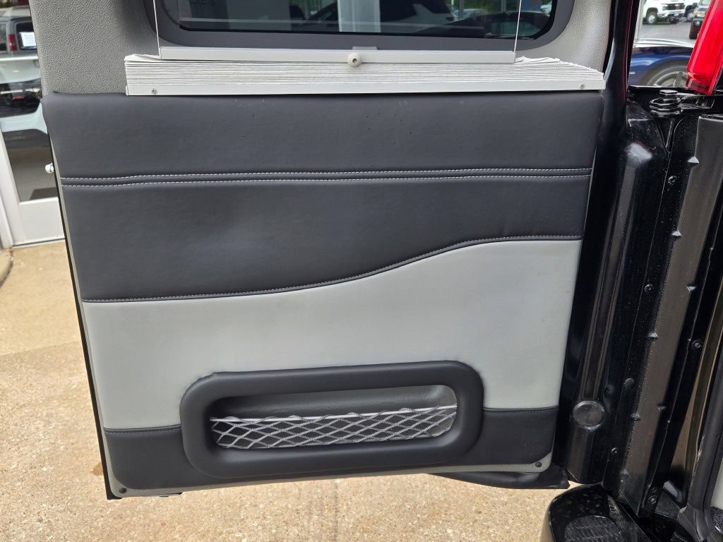 New 2026 Chevrolet Express 2500 w/ Driver Convenience Package RWD image 18
