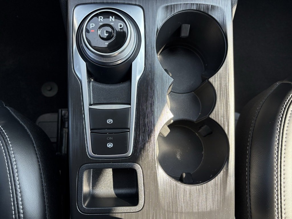 Used 2024 Ford Escape Platinum image 11