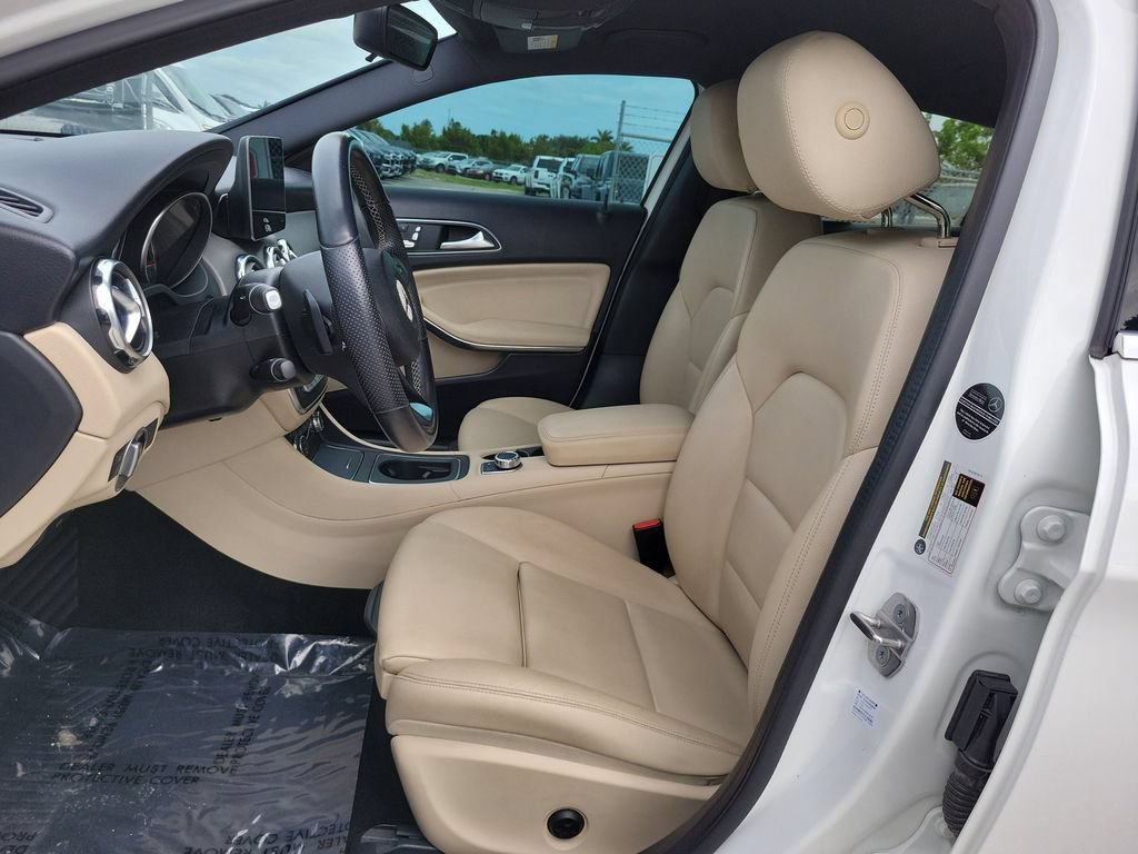Used 2020 Mercedes-Benz GLA 250 image 11