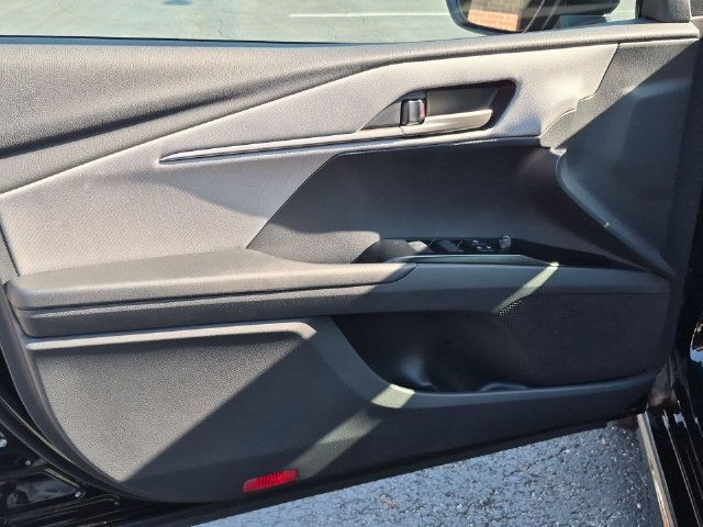 New 2027 Toyota Camry SE FWD image 12