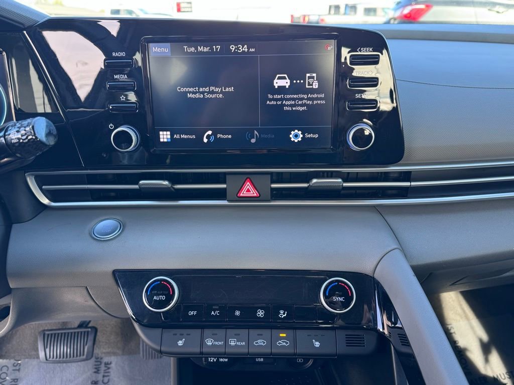 Used 2022 Hyundai Elantra SEL w/ Convenience + Premium Package image 7