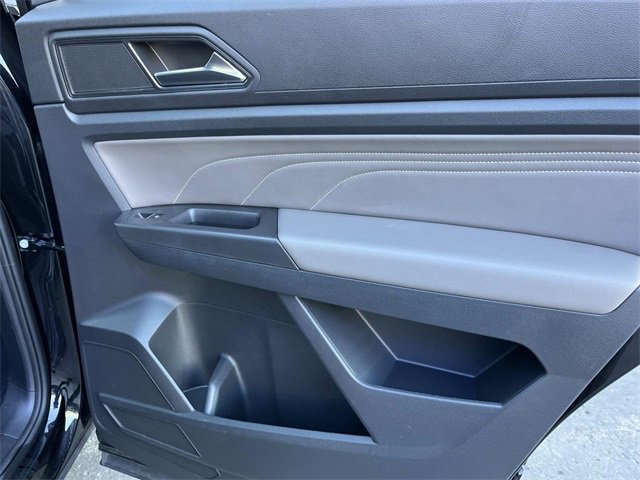 Used 2022 Volkswagen Atlas Cross Sport SE image 22