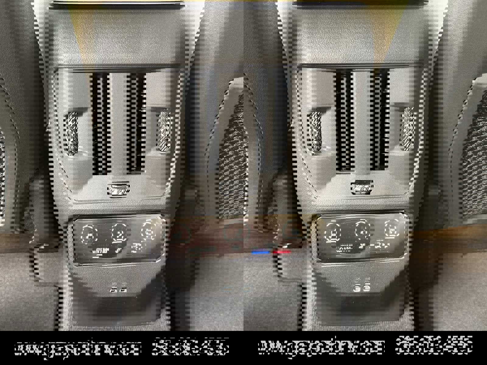 Used 2025 BMW X3 xDrive30i w/ Premium Package image 31