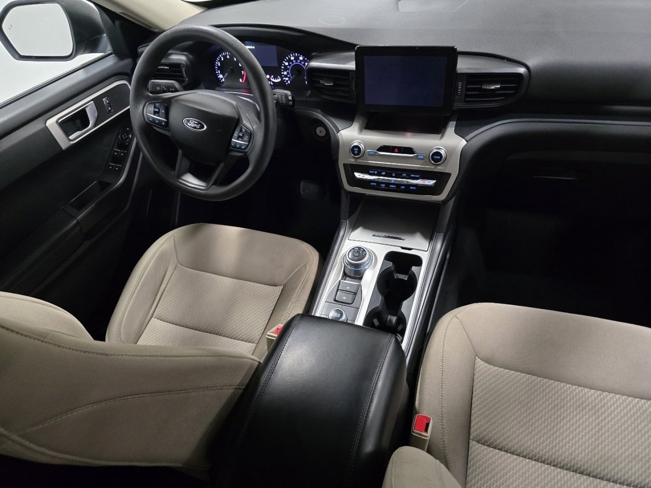 Used 2023 Ford Explorer 4WD image 19