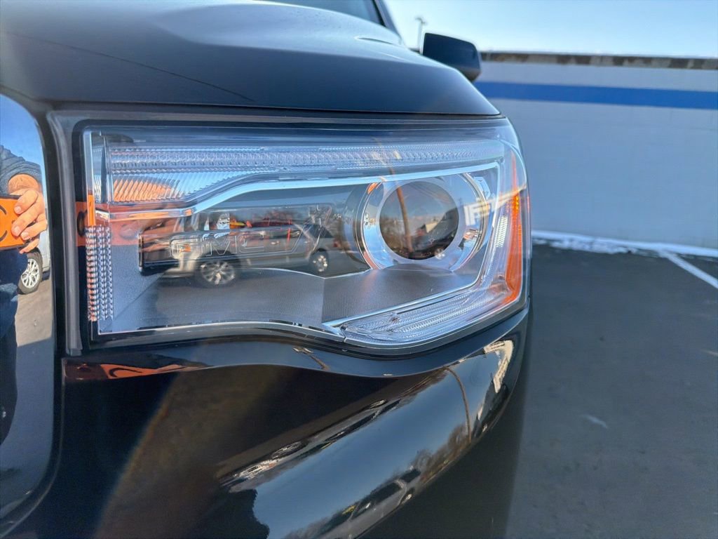 Used 2018 GMC Acadia SLE image 9