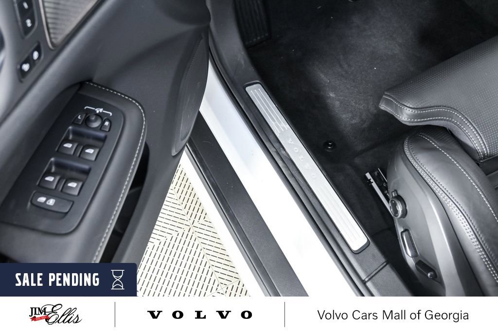 Certified 2025 Volvo V60 B5 Cross Country Ultra AWD/4WD image 10
