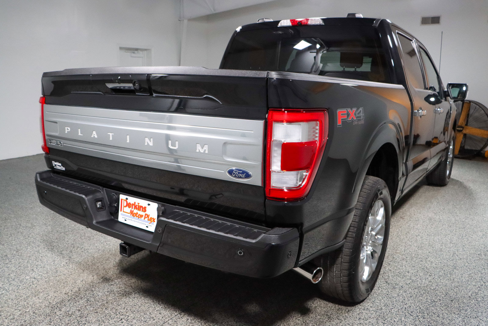 Used 2023 Ford F150 Platinum w/ Equipment Group 701A High image 7