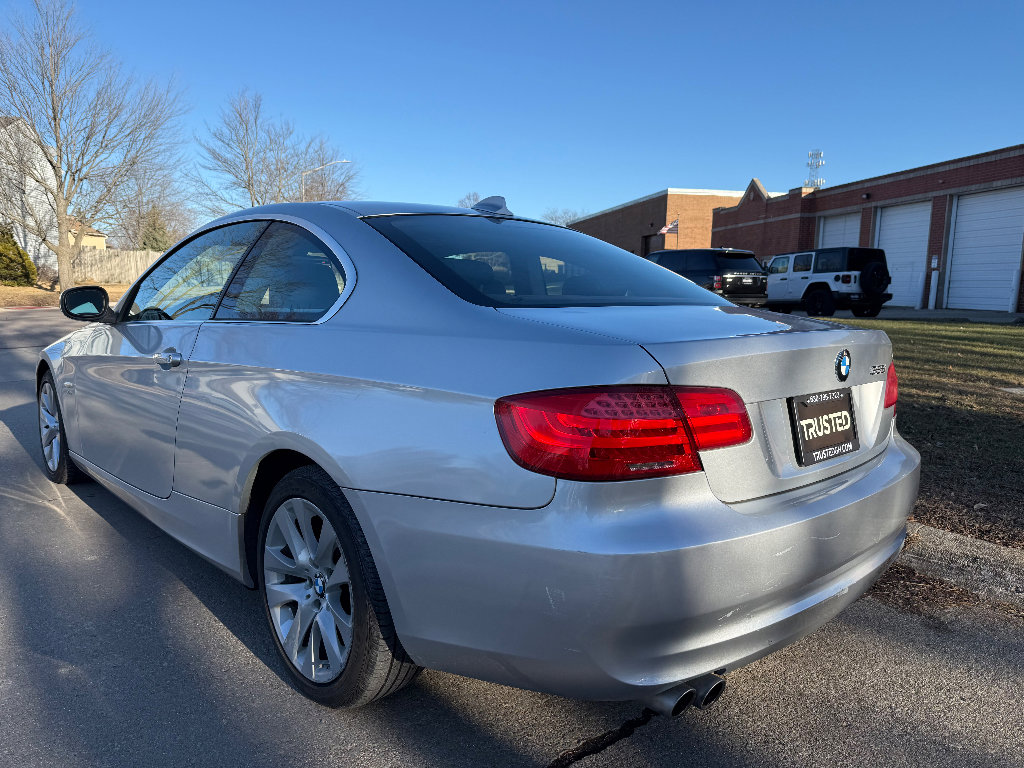 Used 2011 BMW 328i xDrive Coupe image 7