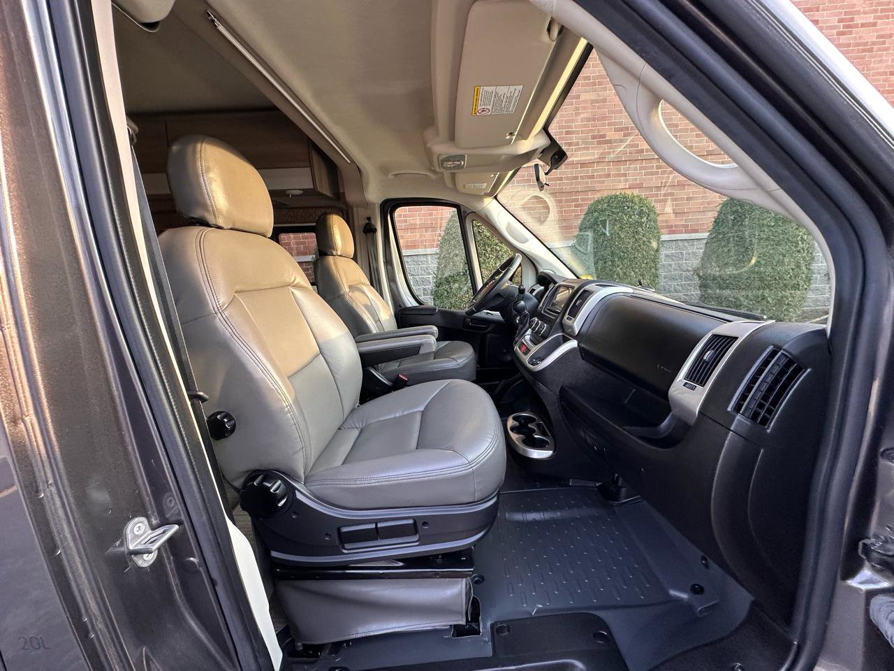 Used 2021 RAM ProMaster 3500 w/ Convenience Group image 52