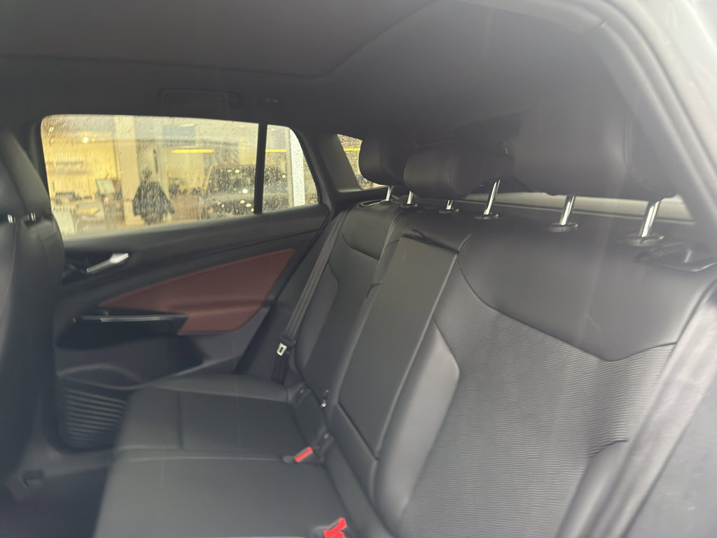 Used 2021 Volkswagen ID.4 Pro S image 14