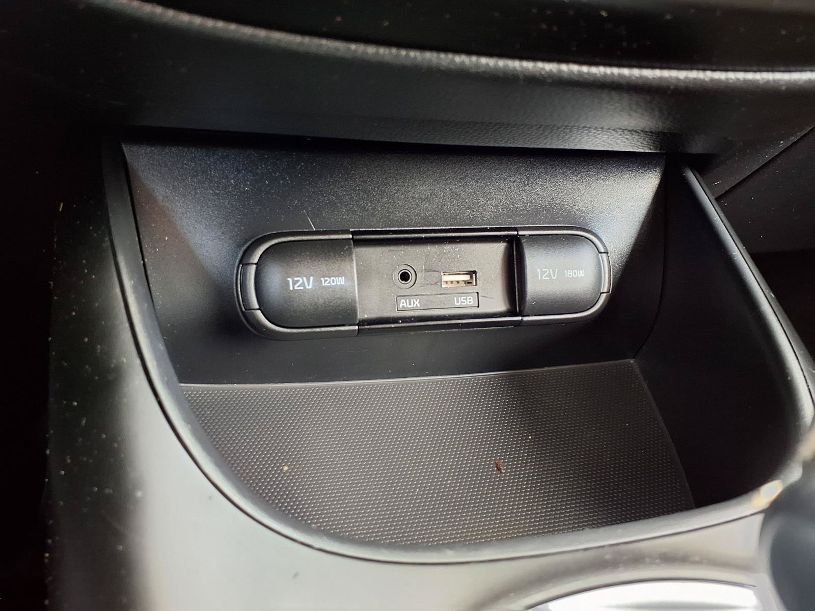 Used 2017 Kia Soul FWD image 7
