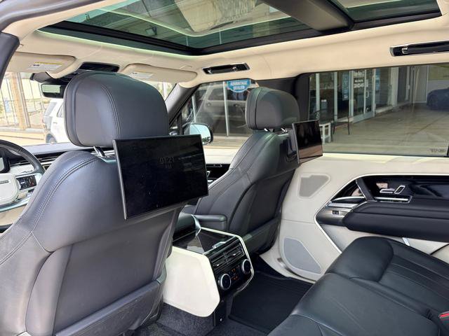 Used 2023 Land Rover Range Rover Long Wheelbase Autobiography AWD/4WD image 24