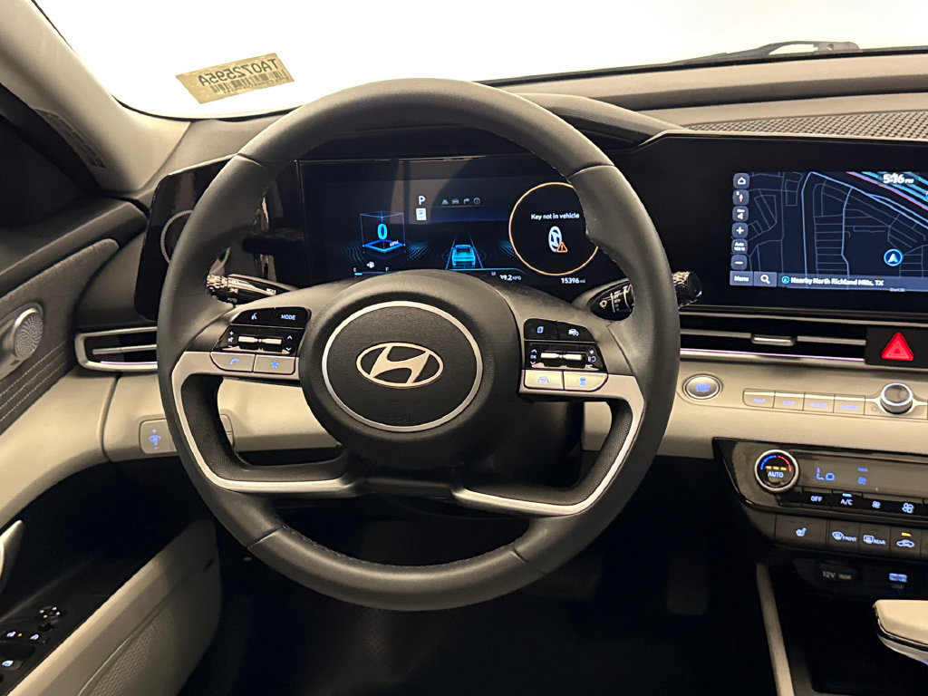 Used 2026 Hyundai Elantra Limited FWD image 14