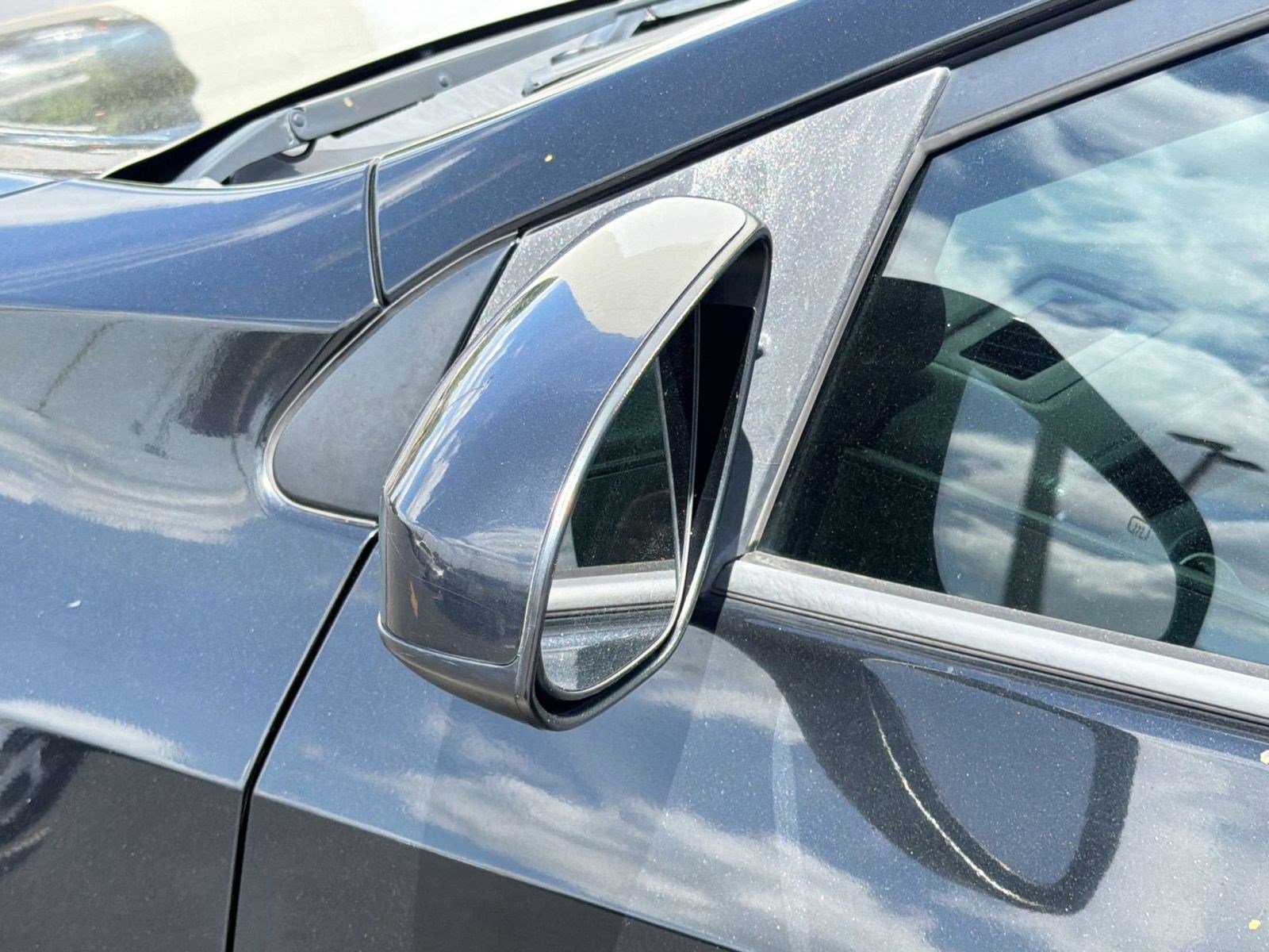 Used 2019 Toyota Corolla LE FWD image 21