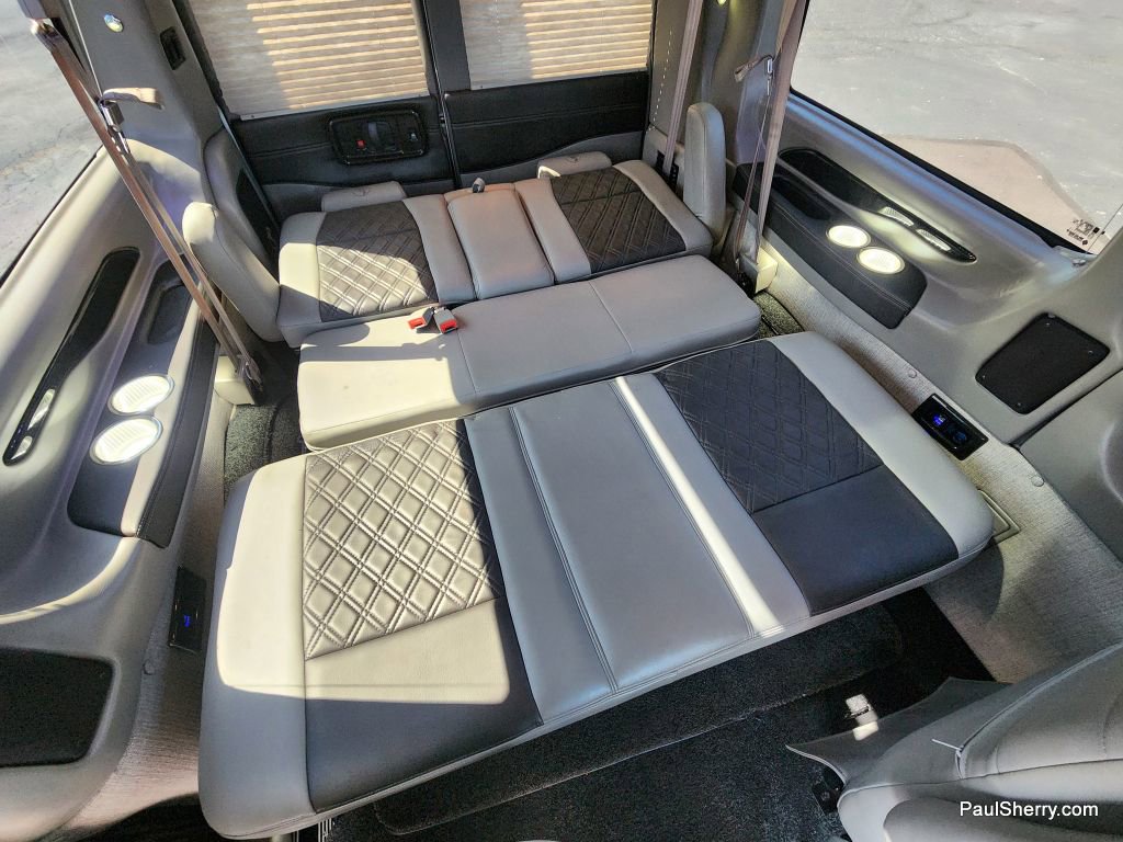 Used 2021 Chevrolet Express 2500 LS w/ Enhanced Convenience Package image 5