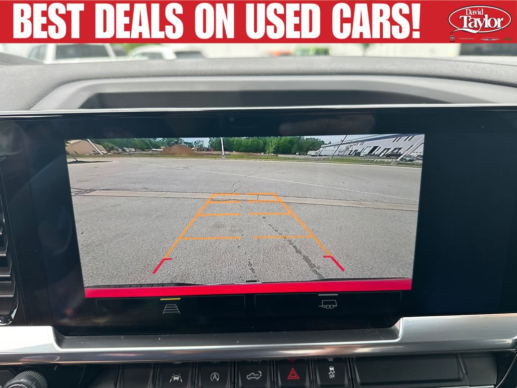 Used 2022 Chevrolet Silverado 1500 LT AWD/4WD image 13